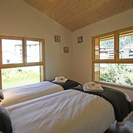 Dom wakacyjny Huette Raphael By Interhome Chamonix